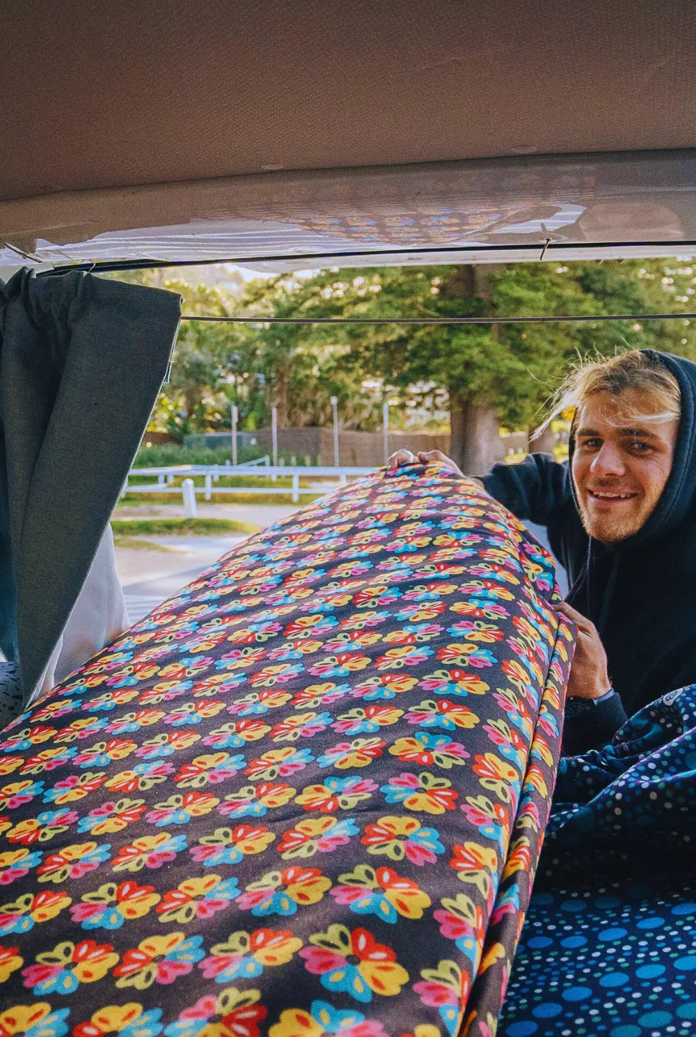 Alien Flower Love  - Short - Boardsox Canvas Surfboard Cover BoardSox